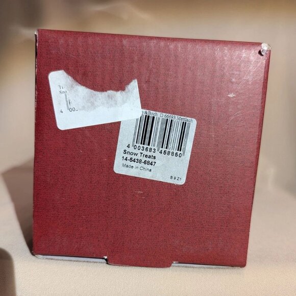 Villeroy & Boch Snowflake Squirrel Snow Treats Hinged Trinket Box- New in Box - Picture 4 of 4
